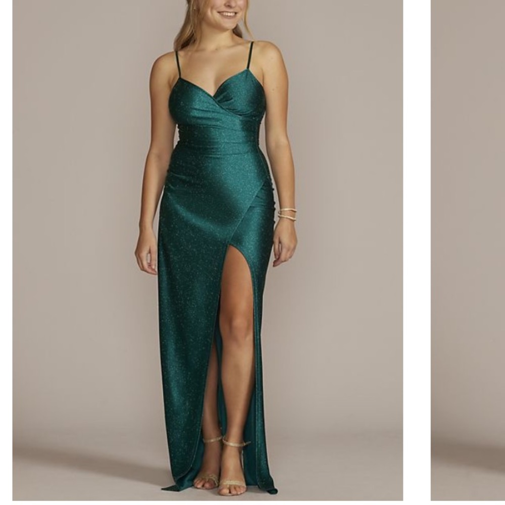 Sparkly Emerald Green Prom Foot Length Dress, Size Large
